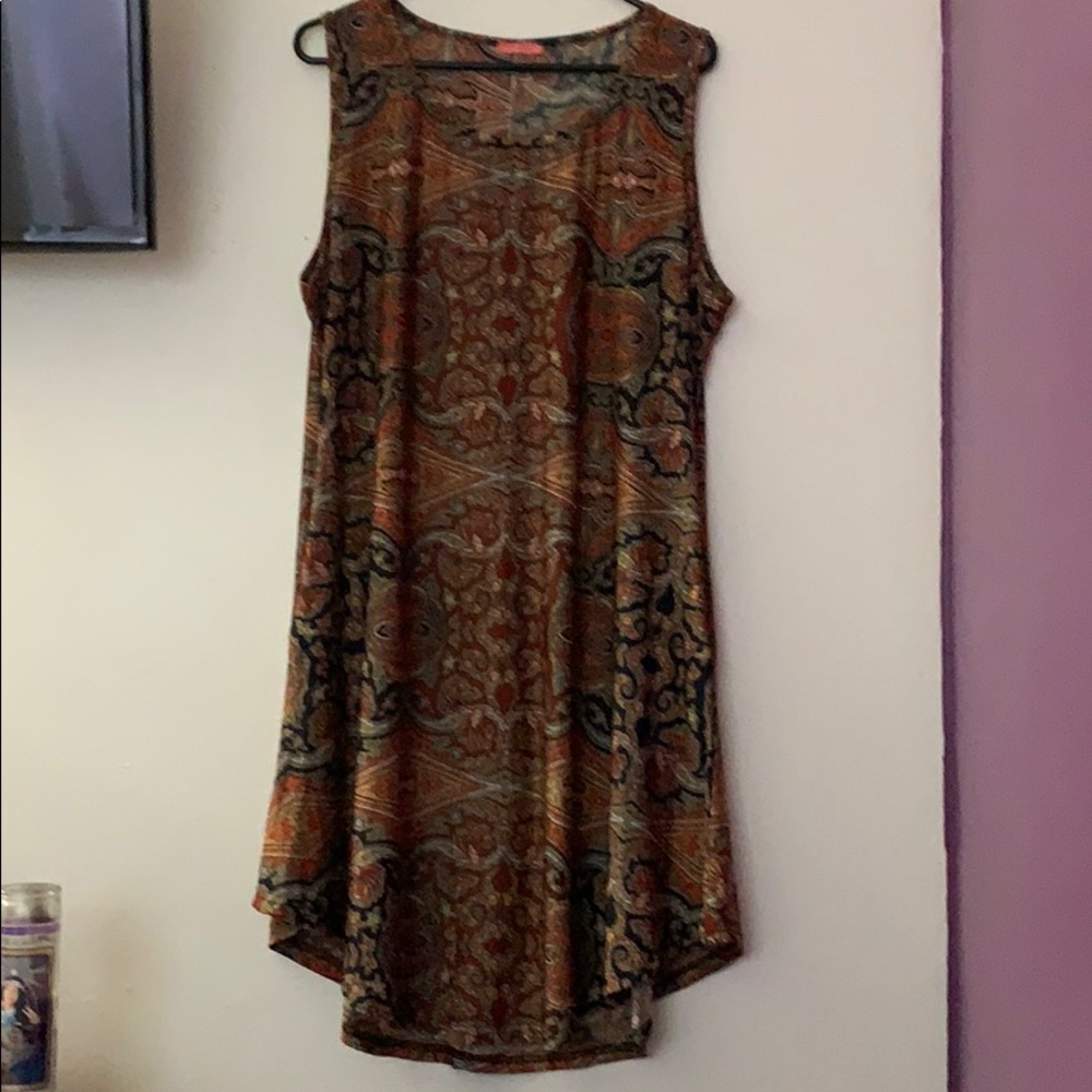 Light stretchy flowy Fabric dress.